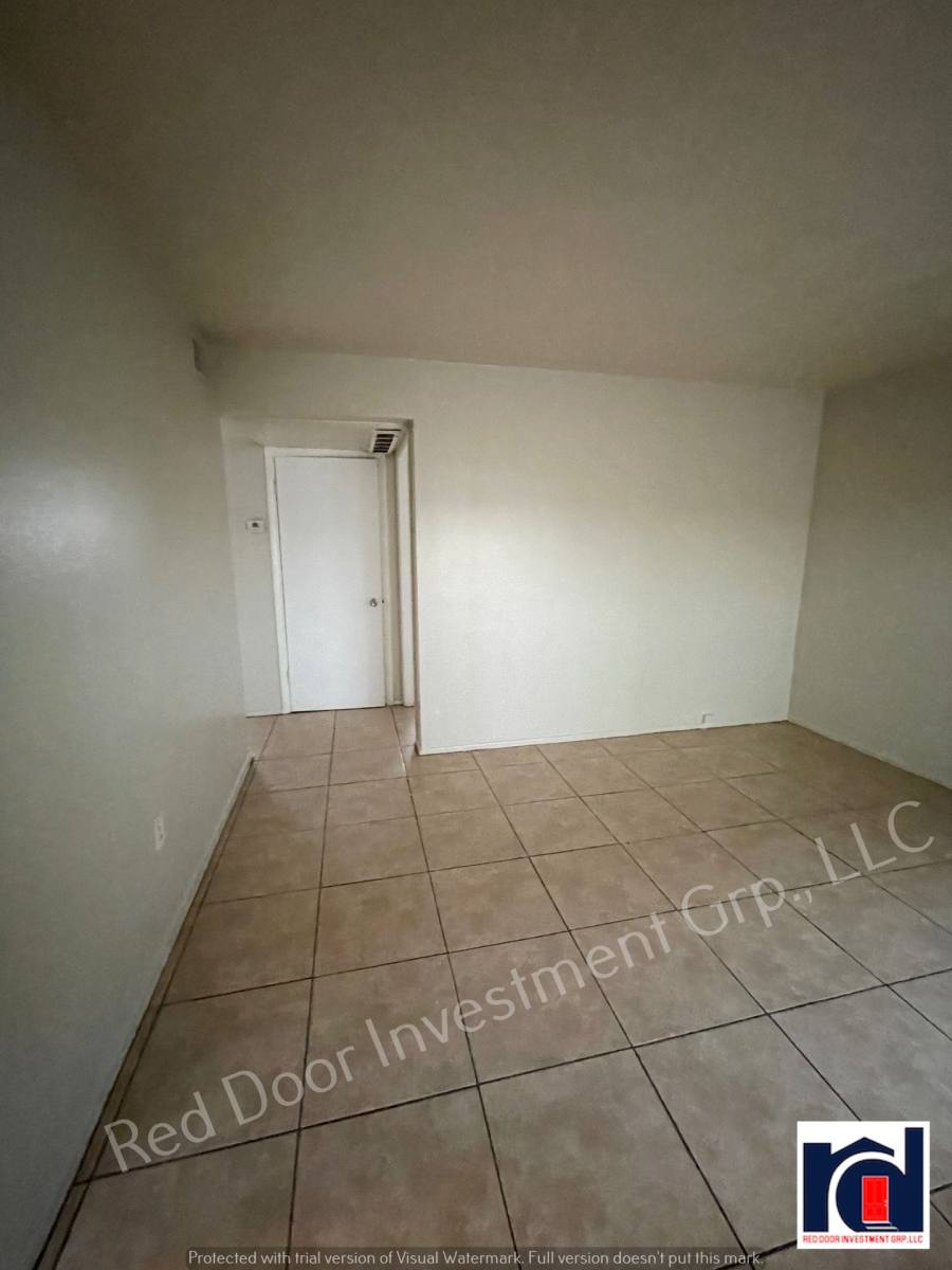 Apartment for rent at 800 N Hastings St, Orlando, FL 32808