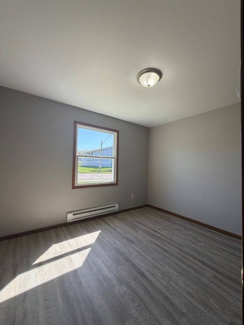Apartment for rent at 1103 Glades Dr, Altoona, WI 54720