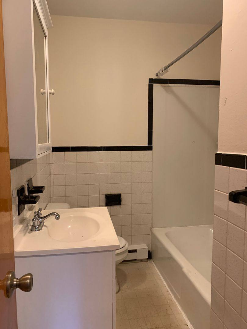Apartment for rent at 101 Sunset Ave, Chambersburg, PA 17201