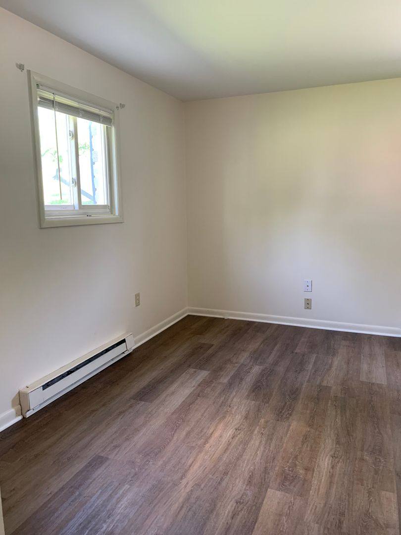 Apartment for rent at 101 Sunset Ave, Chambersburg, PA 17201