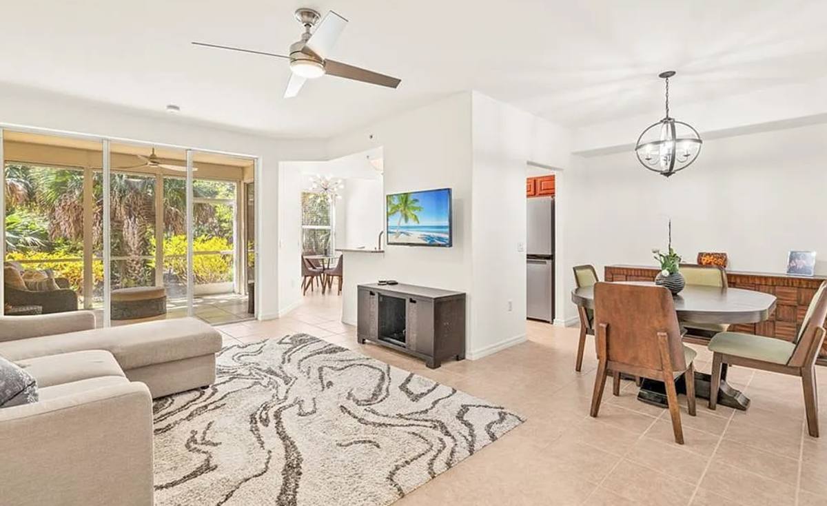 Townhouse for rent at 1315 Henley St, Naples, FL 34105