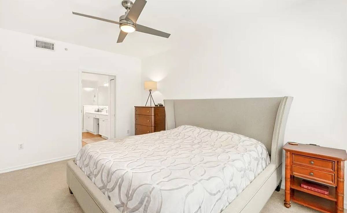 Townhouse for rent at 1315 Henley St, Naples, FL 34105