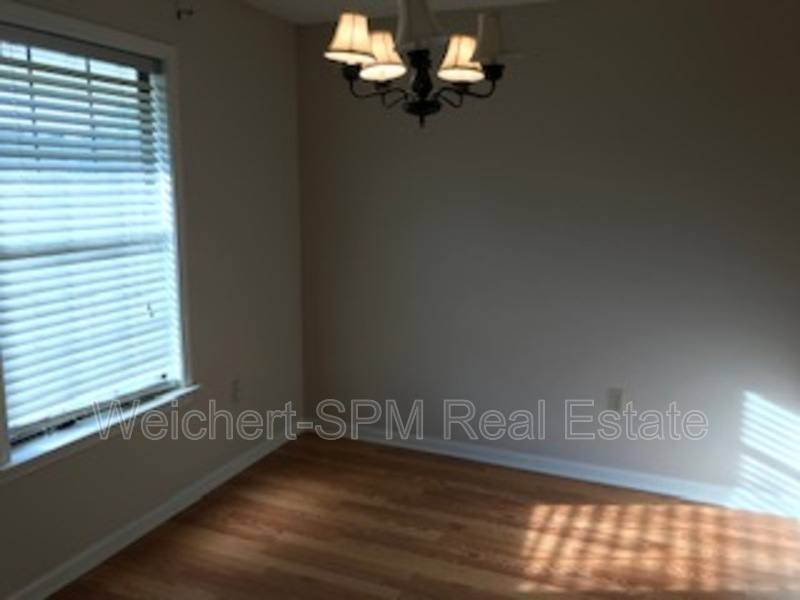House for rent at 3219 Elmore Park Rd, Memphis, TN 38134