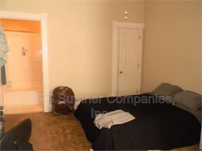 Apartment for rent at 2106 Saint Paul St #2F, Baltimore, MD 21218