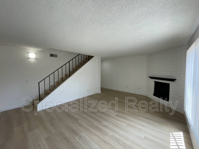 Townhouse for rent at 322 E Dryden St #4, Glendale, CA 91207