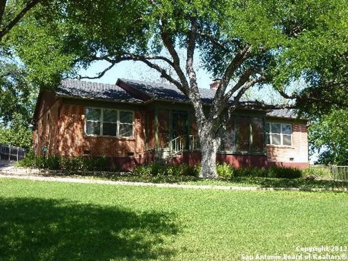 House for rent at 149 Downing, San Antonio, TX 78209