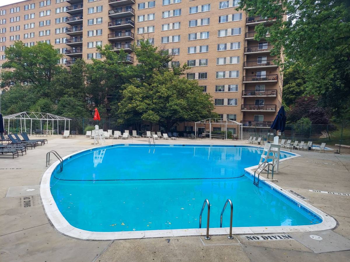 Apartment for rent at 1900 Lyttonsville Rd, Silver Spring, MD 20910