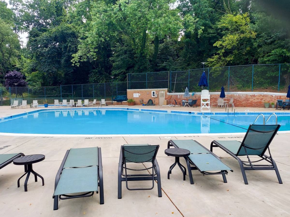 Apartment for rent at 1900 Lyttonsville Rd, Silver Spring, MD 20910