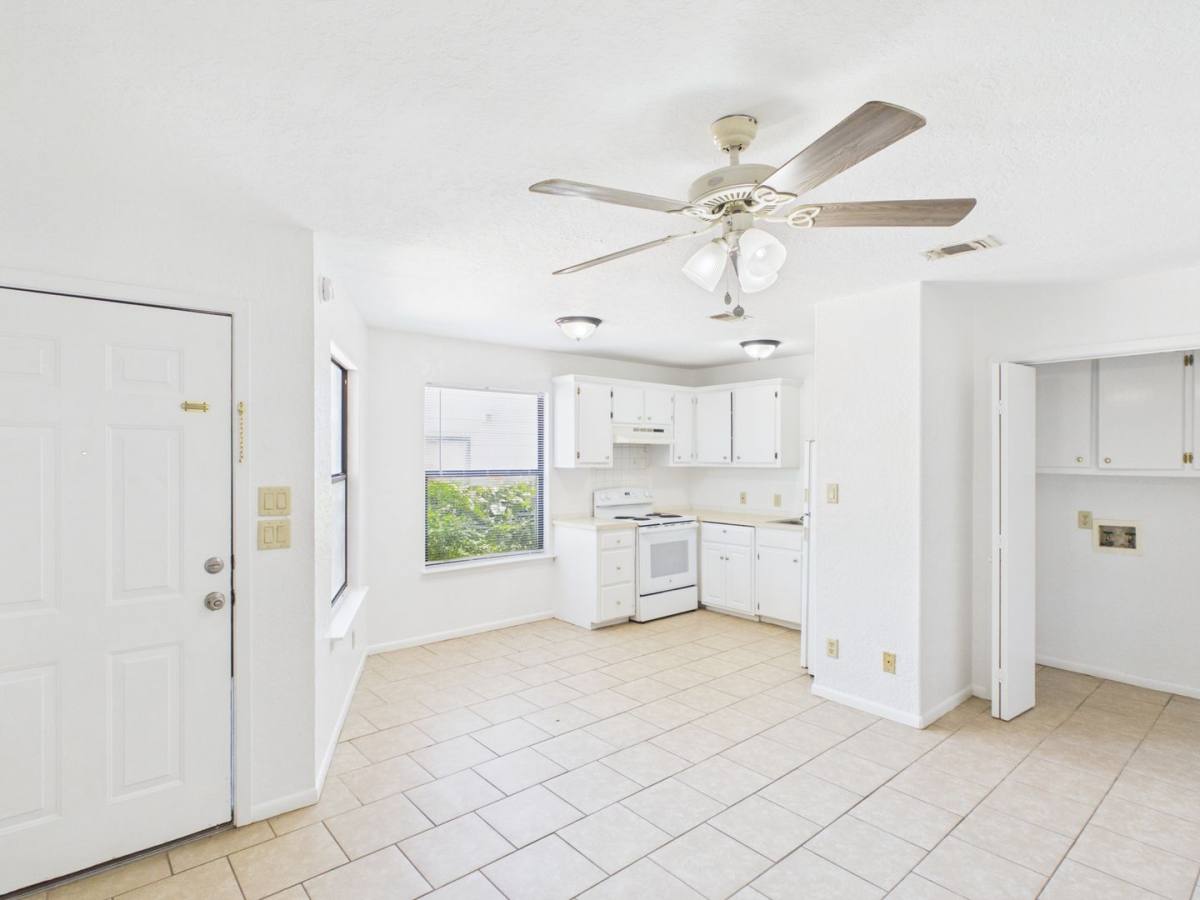 Apartment for rent at 293 Billie Dr Building #4, Fredericksburg, TX 78624