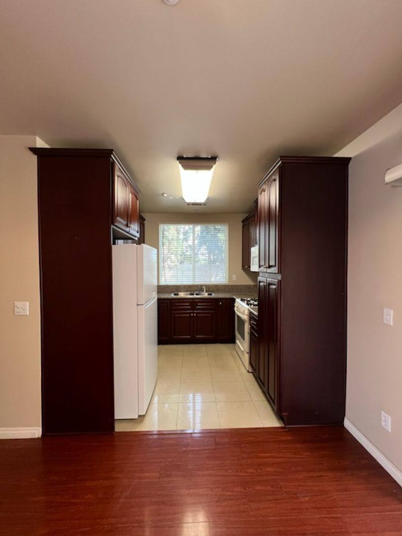Apartment for rent at 25316 Ebony Lane, Lomita, CA 90717