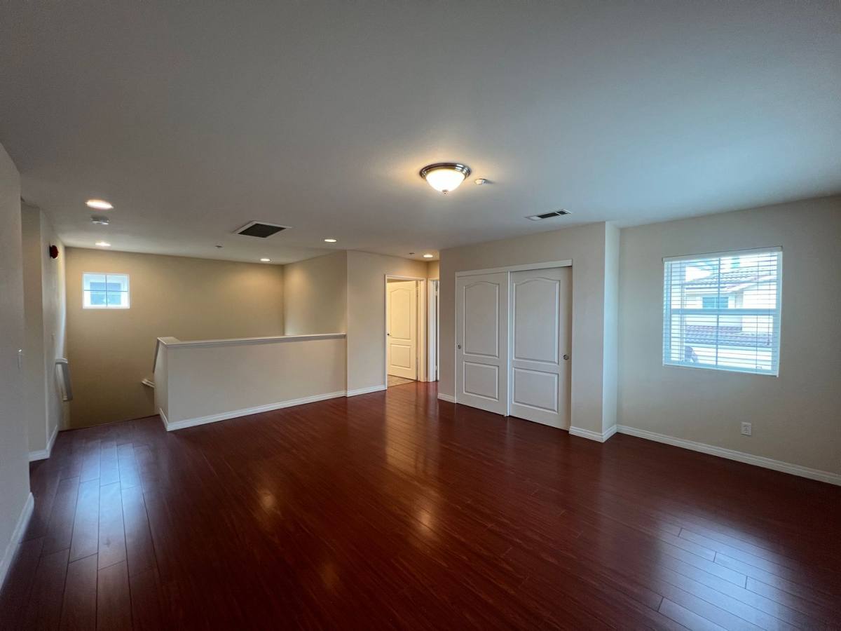Apartment for rent at 25316 Ebony Lane, Lomita, CA 90717