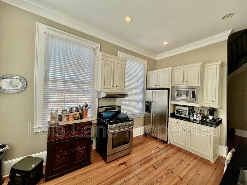 Apartment for rent at 192 Wentworth St #B, Charleston, SC 29401