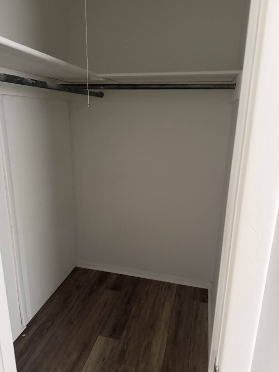 Apartment for rent at 400 S Parkway Dr, Bloomington, IN 47403