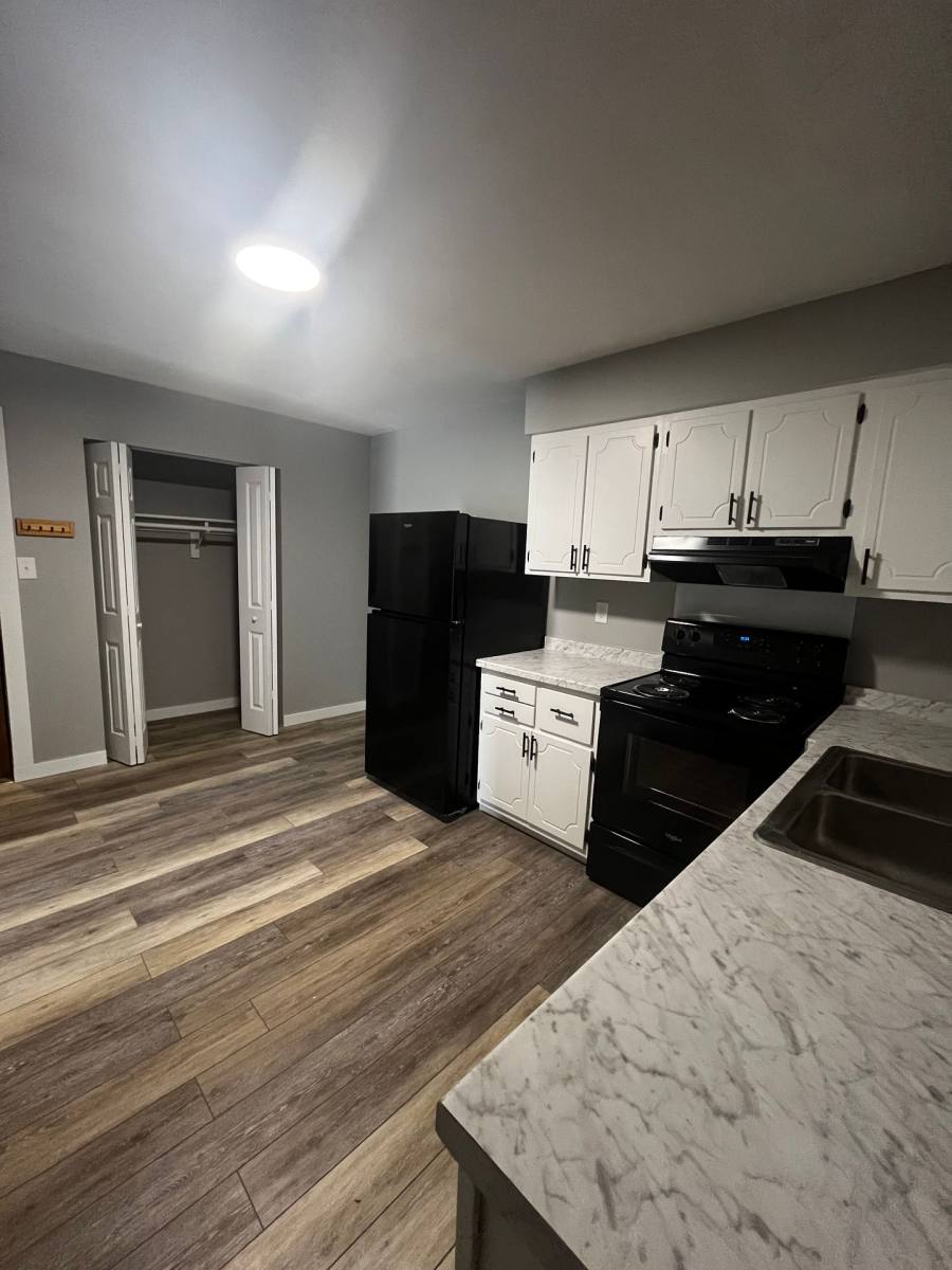 Apartment for rent at 400 S Parkway Dr, Bloomington, IN 47403