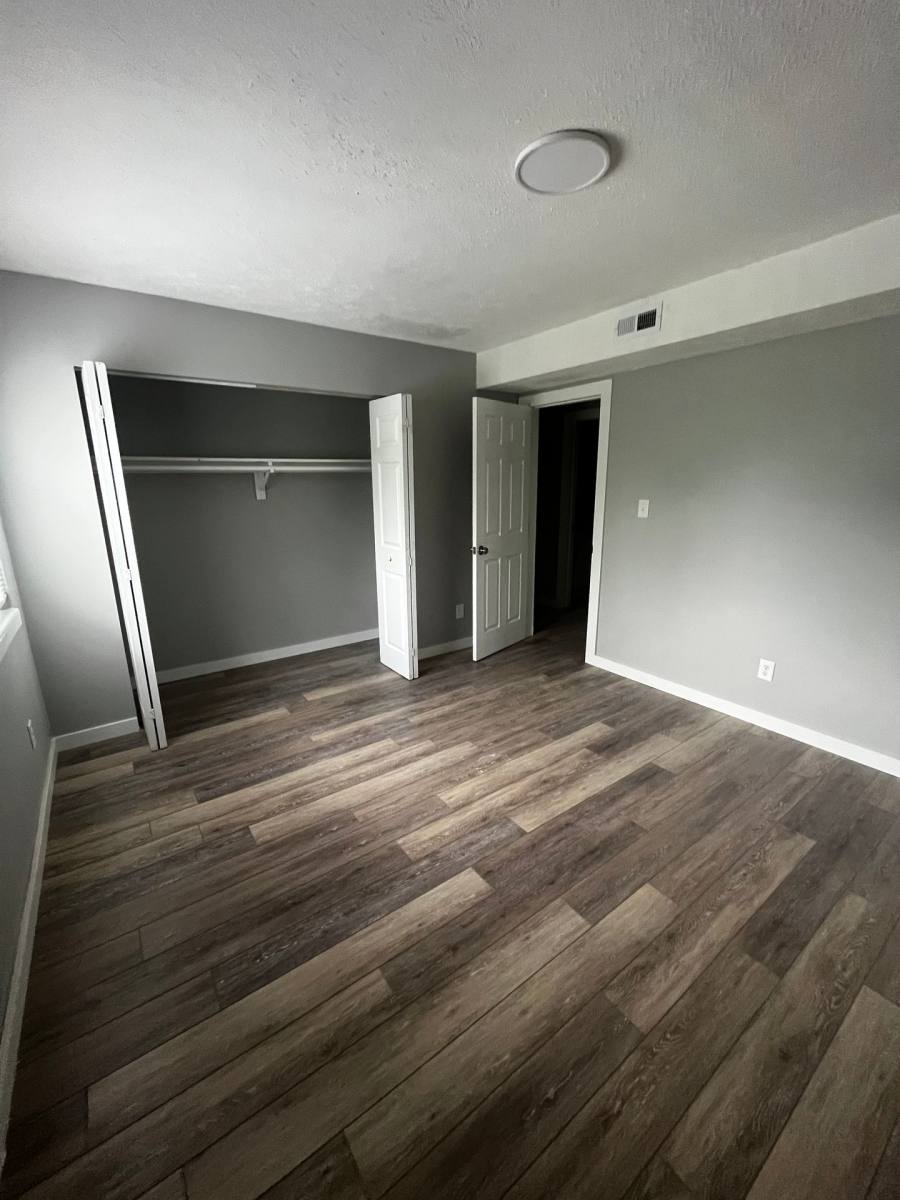 Apartment for rent at 400 S Parkway Dr, Bloomington, IN 47403