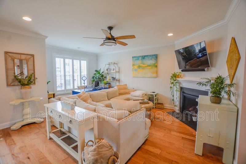 Townhouse for rent at 1596 Prince Edward St, Mount Pleasant, SC 29466