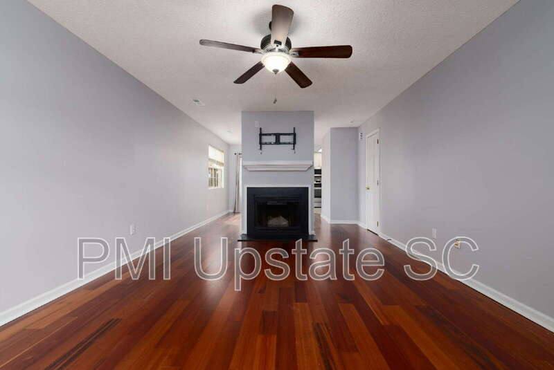 Townhouse for rent at 12 Hayfield Lane, Greer, SC 29650