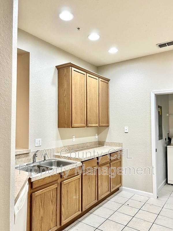 Condo for rent at 3000 Laurel Park Lane #101, Kissimmee, FL 34747