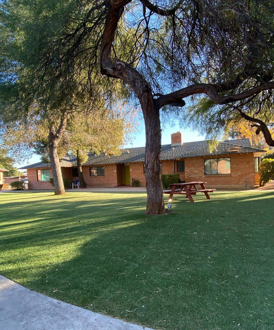 Apartment for rent at 331 S Alvernon Way, Tucson, AZ 85711