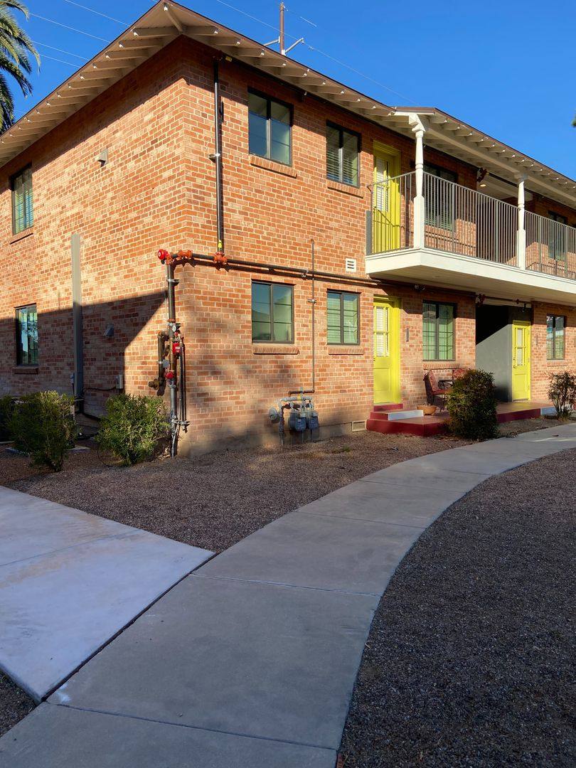 Apartment for rent at 331 S Alvernon Way, Tucson, AZ 85711