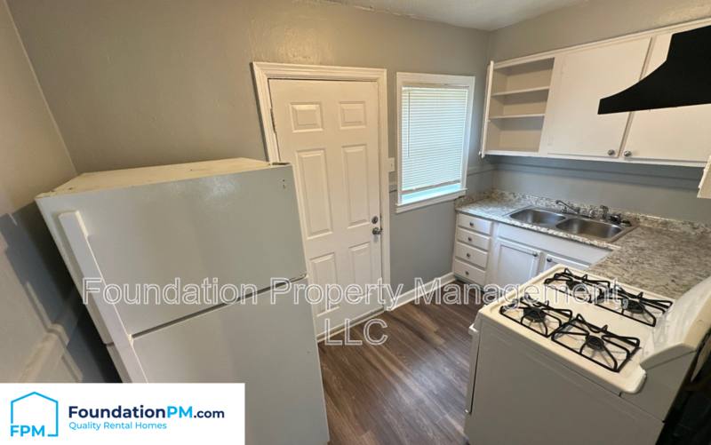 House for rent at 1442 Semmes St, Memphis, TN 38114