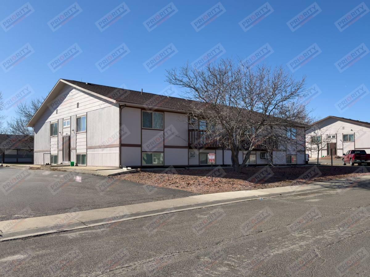 Apartment for rent at 703 Vivian St, Gillette, WY 82718
