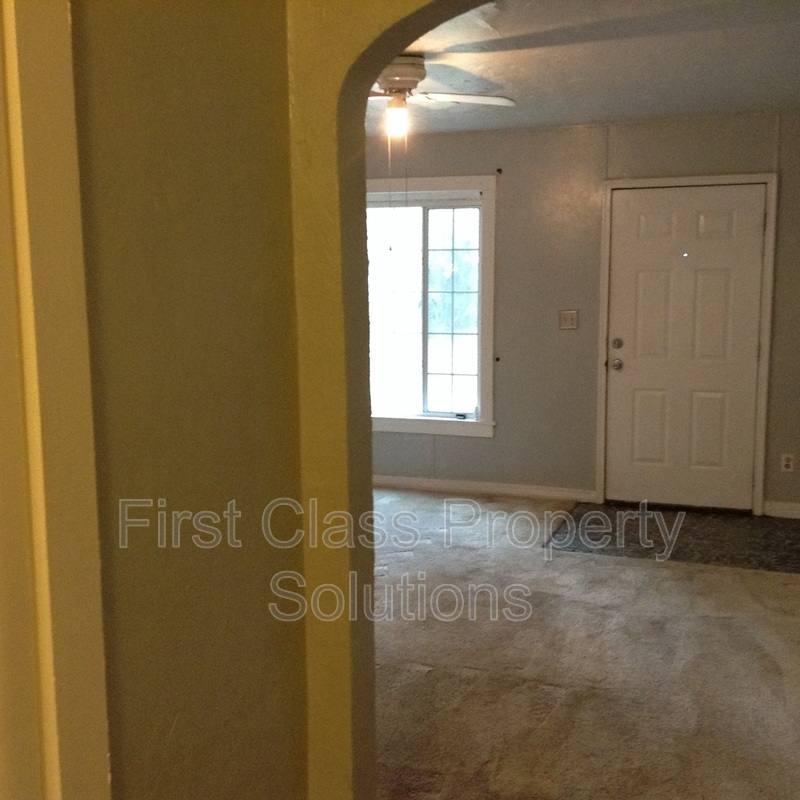 Apartment for rent at 121 NW 29th St #3 4, Oklahoma City, OK 73103