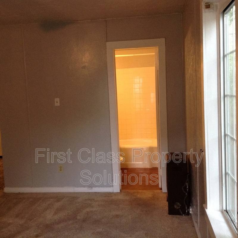 Apartment for rent at 121 NW 29th St #3 4, Oklahoma City, OK 73103