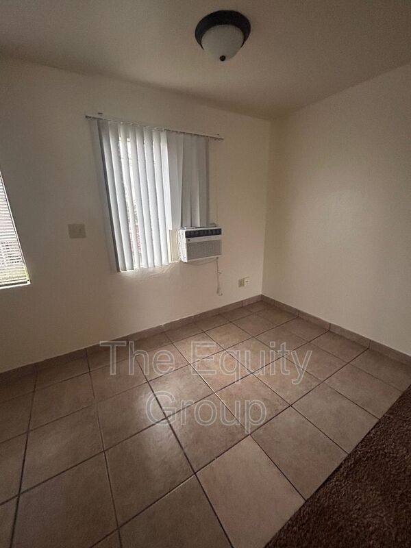 Apartment for rent at 331 E Elm St #6, Hanford, CA 93230