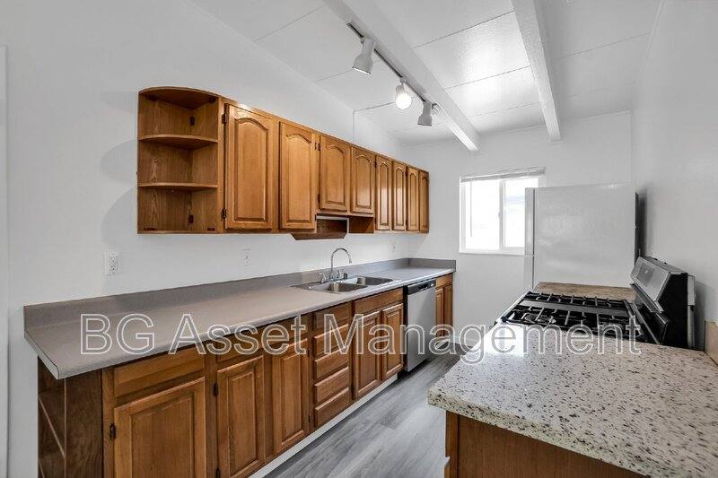 House for rent at 1588 Ridgecrest Rd, Pinole, CA 94564