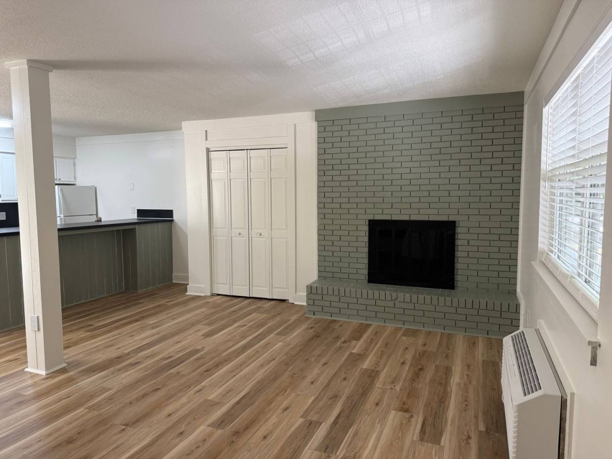 Apartment for rent at 230 13th Ave Place NW #15, Hickory, NC 28601