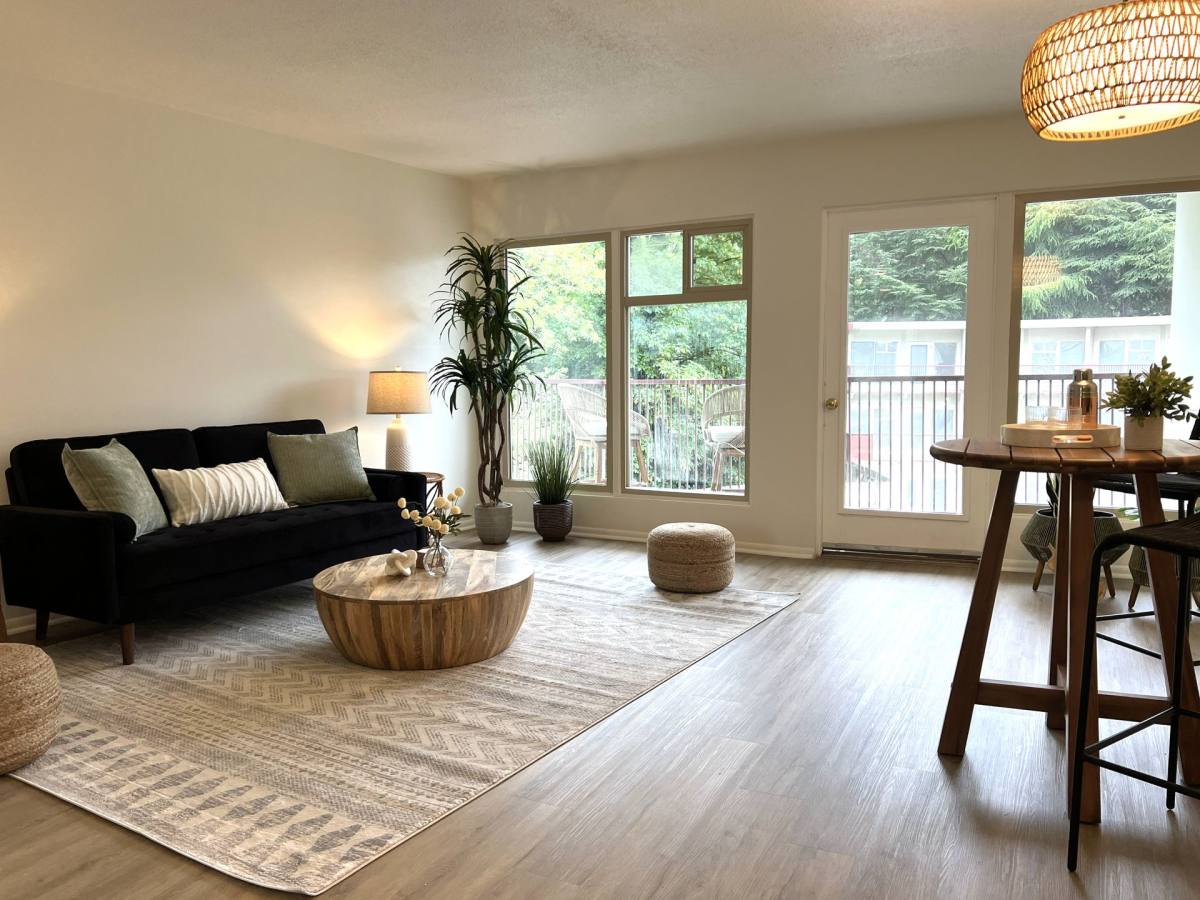 Apartment for rent at 5201 42nd Ave S, Seattle, WA 98118