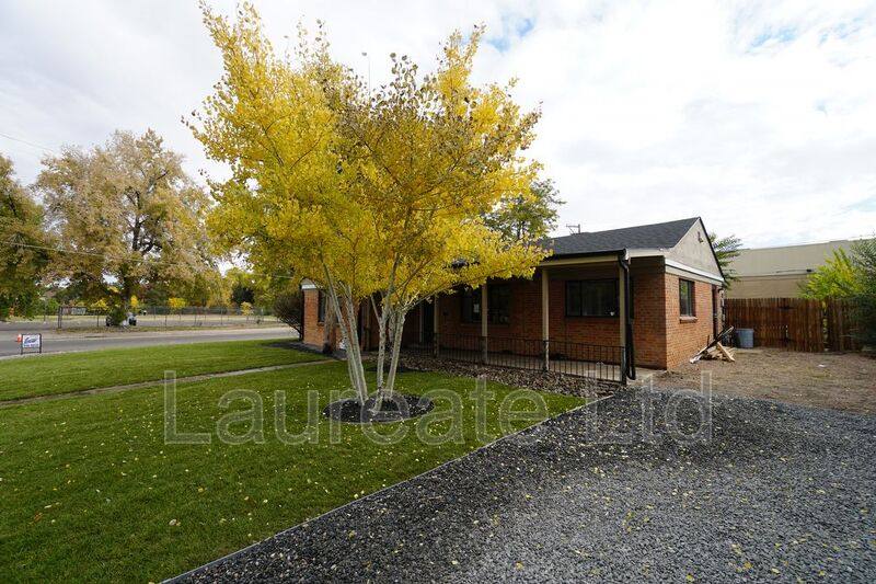 Townhouse for rent at 2880 N Harrison St, Denver, CO 80205