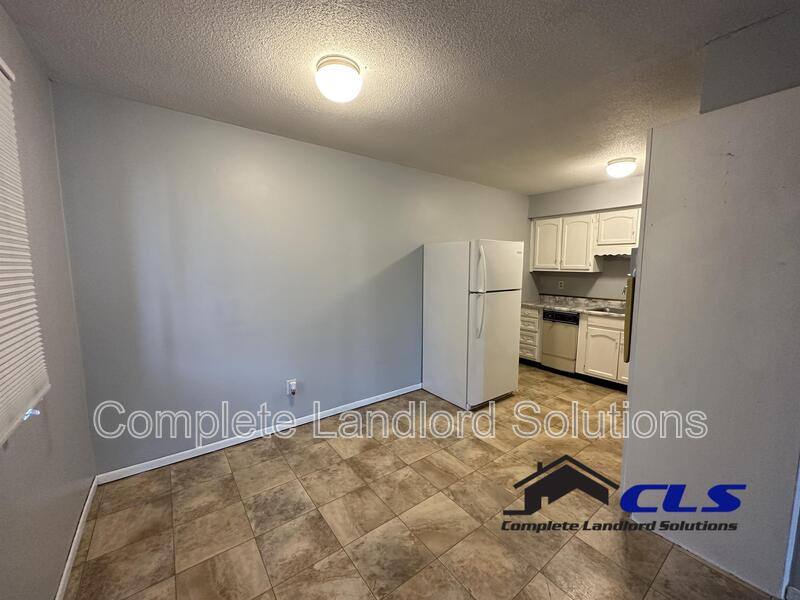 Apartment for rent at 626 E Curry Dr #B, Terre Haute, IN 47802