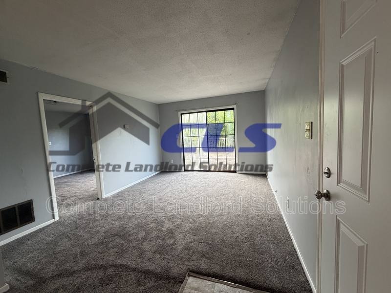 Apartment for rent at 626 E Curry Dr #B, Terre Haute, IN 47802