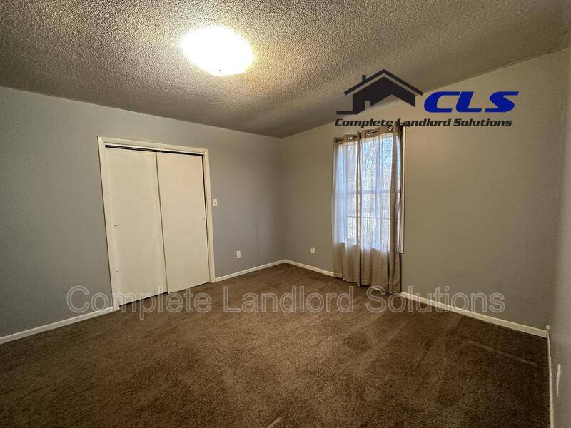 Apartment for rent at 626 E Curry Dr #B, Terre Haute, IN 47802