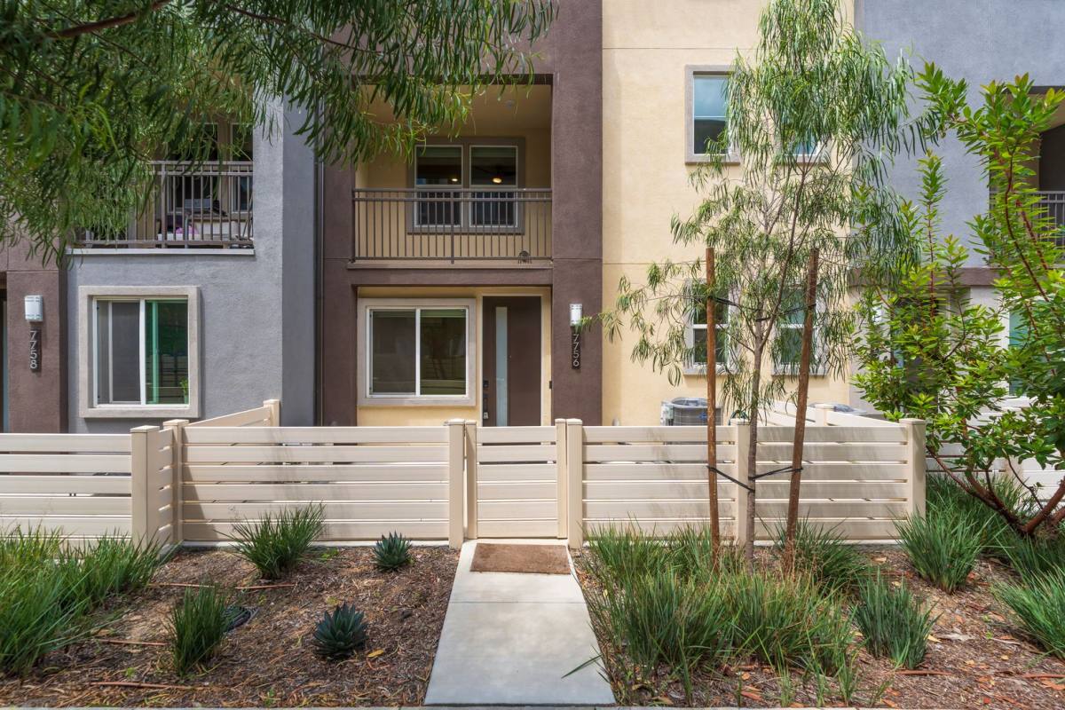 Townhouse for rent at 7756 Taylor Lane, Gardena, CA 90248