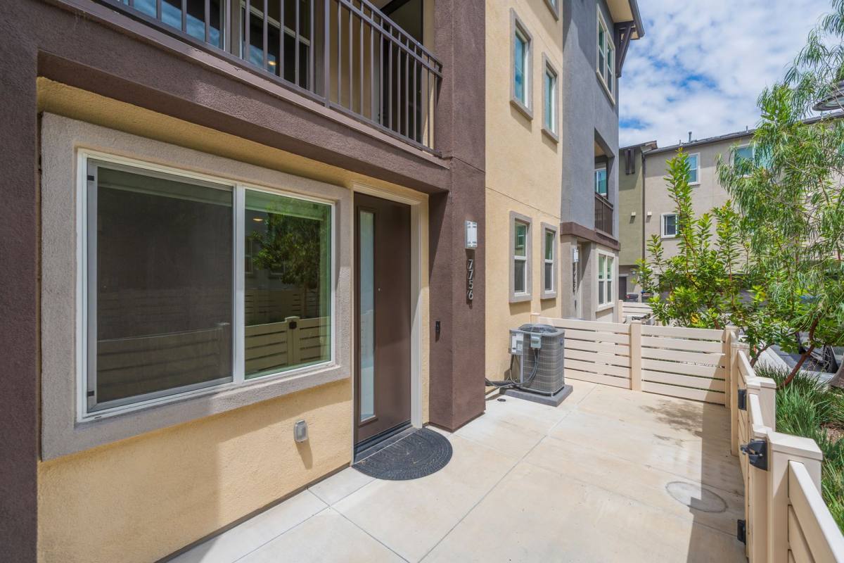 Townhouse for rent at 7756 Taylor Lane, Gardena, CA 90248