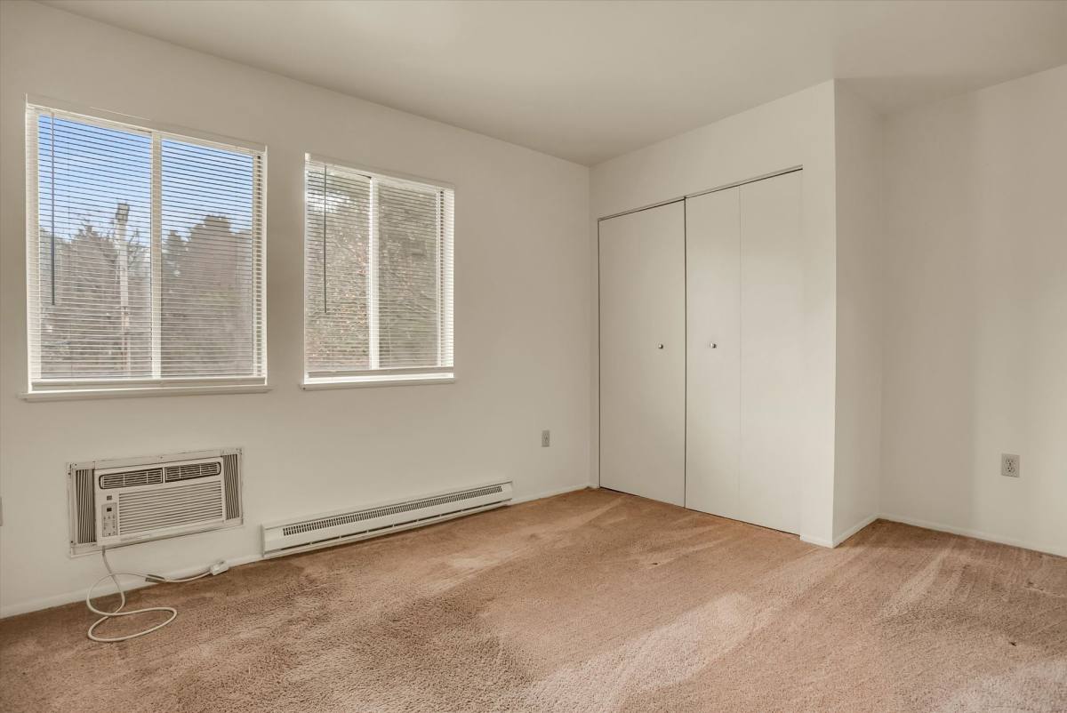 Apartment for rent at 500 Center Grange Rd, Monaca, PA 15061