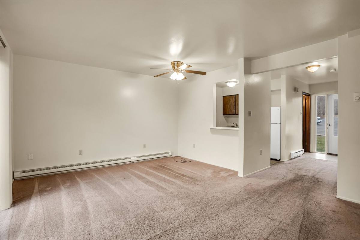 Apartment for rent at 500 Center Grange Rd, Monaca, PA 15061