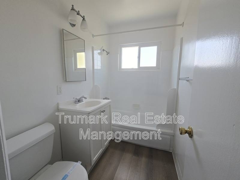Apartment for rent at 103 S Roosevelt #9, Pasadena, CA 91107
