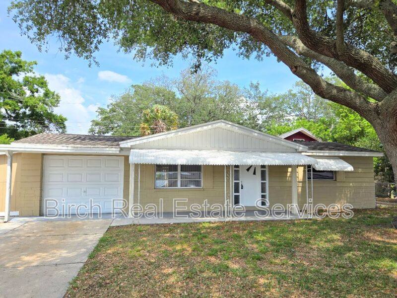 House for rent at 2552 Chancery Dr, Holiday, FL 34690