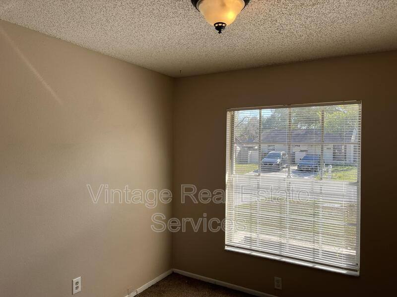 Apartment for rent at 7708 Gulf Court, Tampa, FL 33617