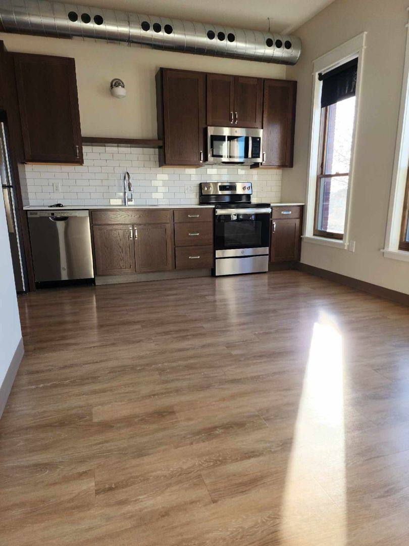 Apartment for rent at 851 19th St, Des Moines, IA 50314
