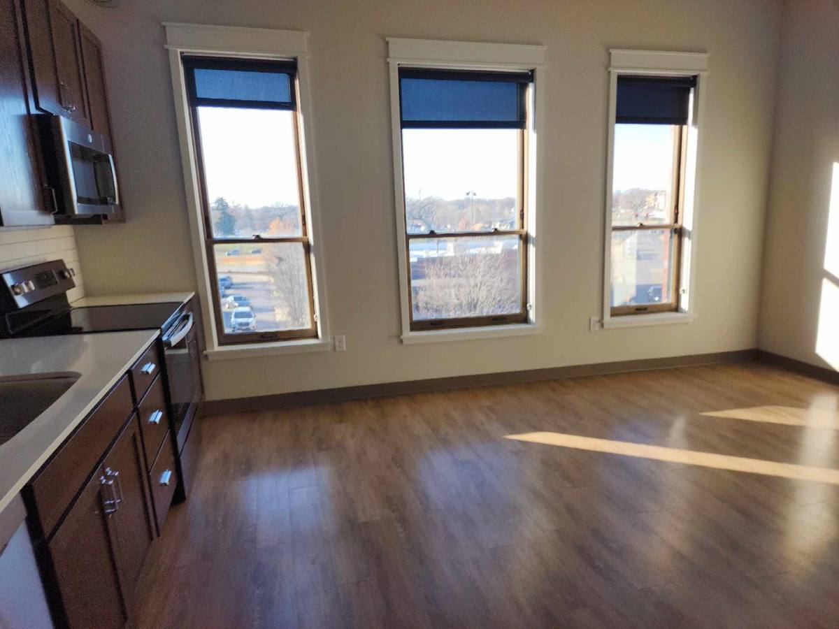 Apartment for rent at 851 19th St, Des Moines, IA 50314