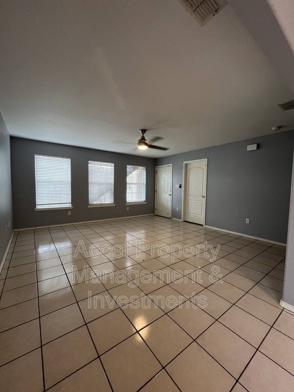 Apartment for rent at 1522 W Nolana Ave #A, McAllen, TX 78504