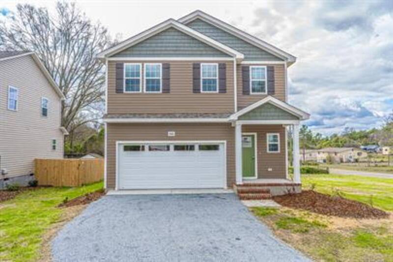 House for rent at 1060 W New York Ave, Southern Pines, NC 28387