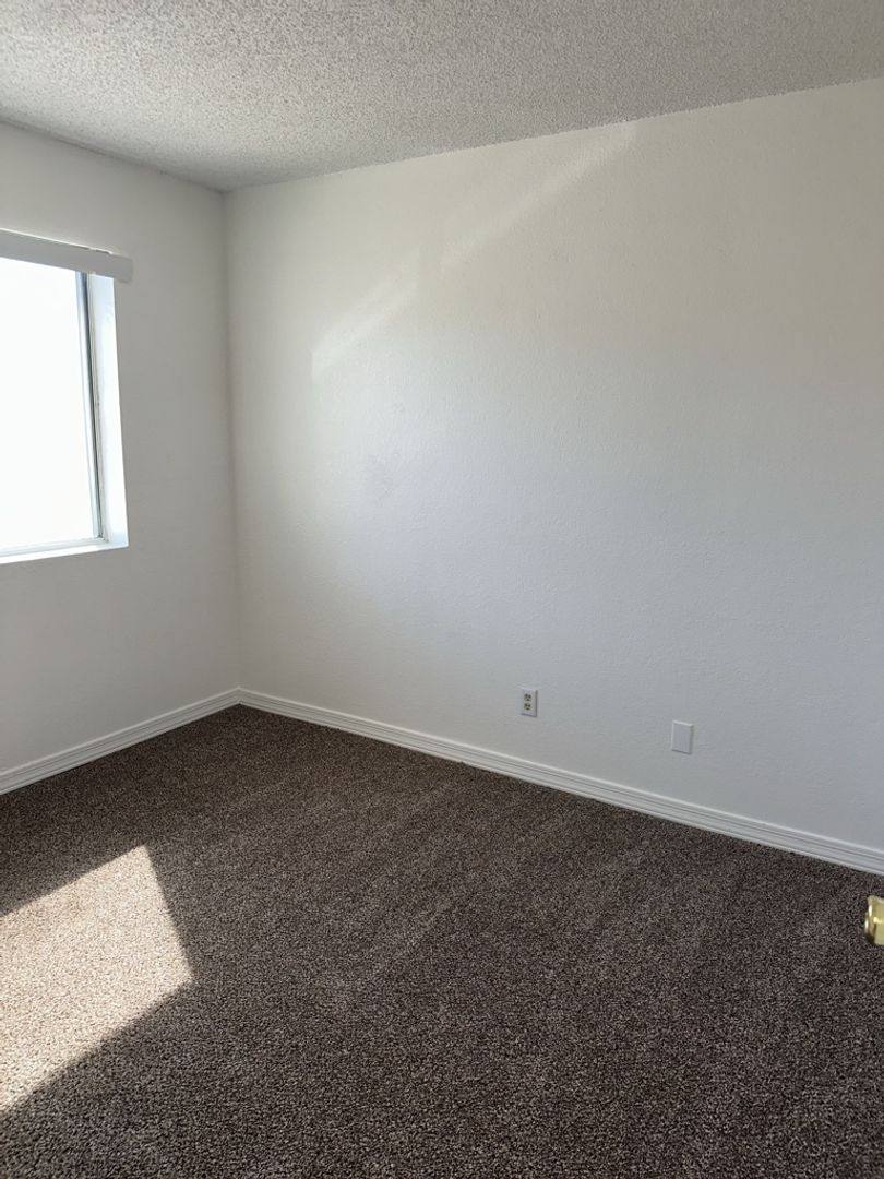 Apartment for rent at 2700 McCulloch Blvd N, Lake Havasu City, AZ 86403