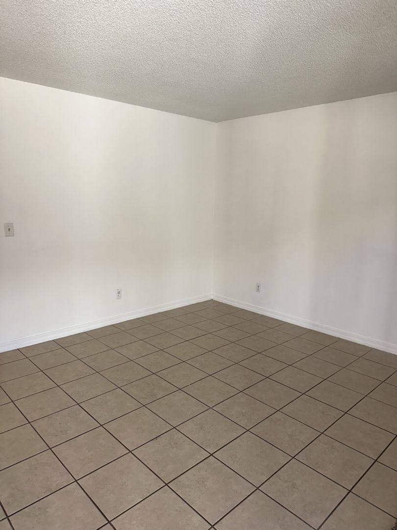 Apartment for rent at 2700 McCulloch Blvd N, Lake Havasu City, AZ 86403