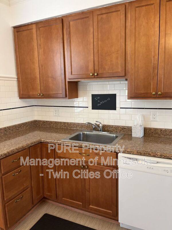 Apartment for rent at 109 Page St W, Saint Paul, MN 55107